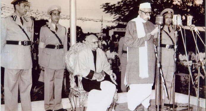 1 नव‍ंबर,1956 को मध्य प्रदेश के पहले मुख्यमंत्री के तौर पर पं.रविशंकर शुक्ल का पहला भाषण लाल परेड ग्राउंड पर हुआ था।